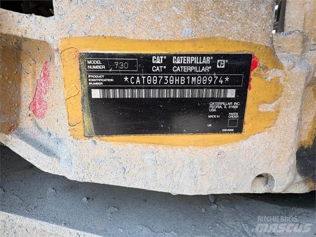 CAT 730 ساحبات مفصلية