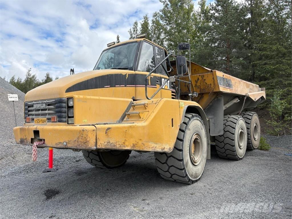 CAT 740 ساحبات مفصلية