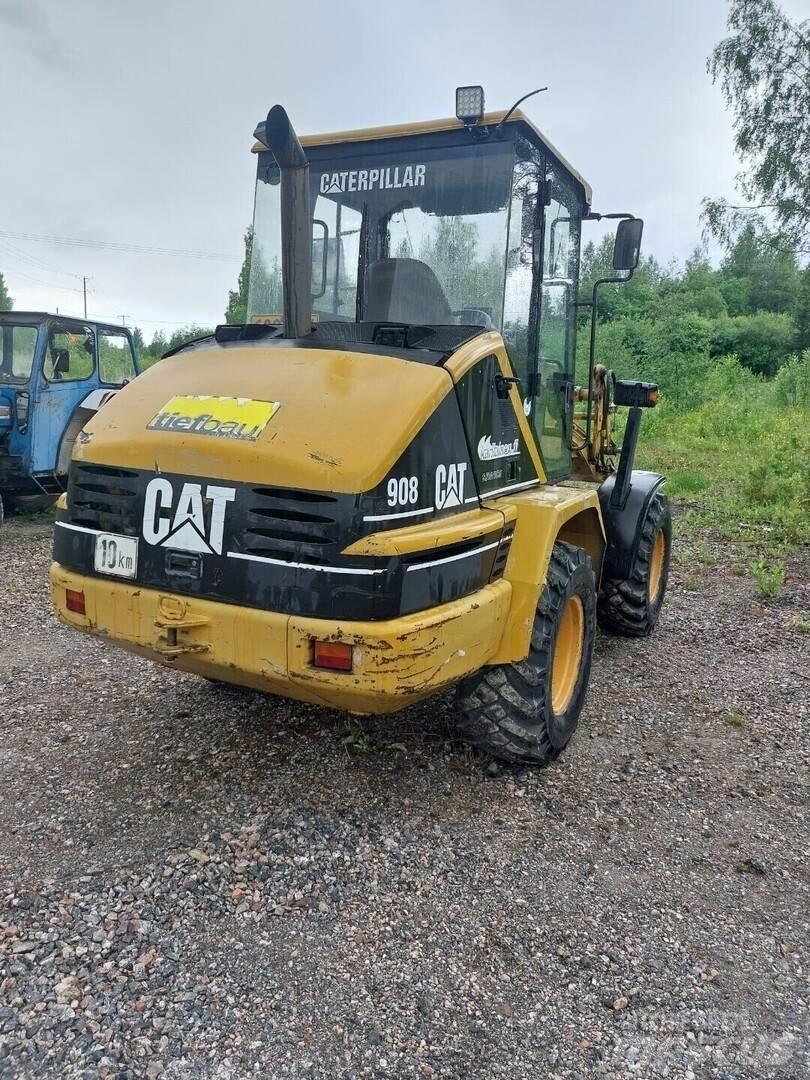 CAT 908 لوادر بعجل
