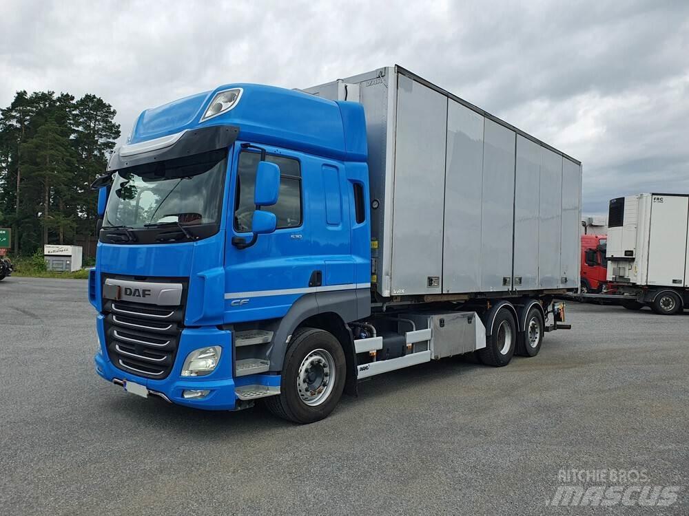 DAF CF530 6x2 -19 شاحنات الحاويات