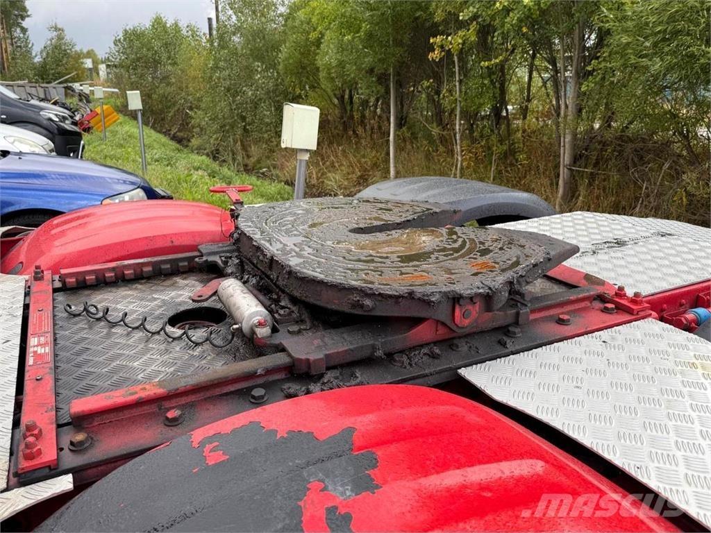 DAF XF510 FTS 6X2 وحدات الجر