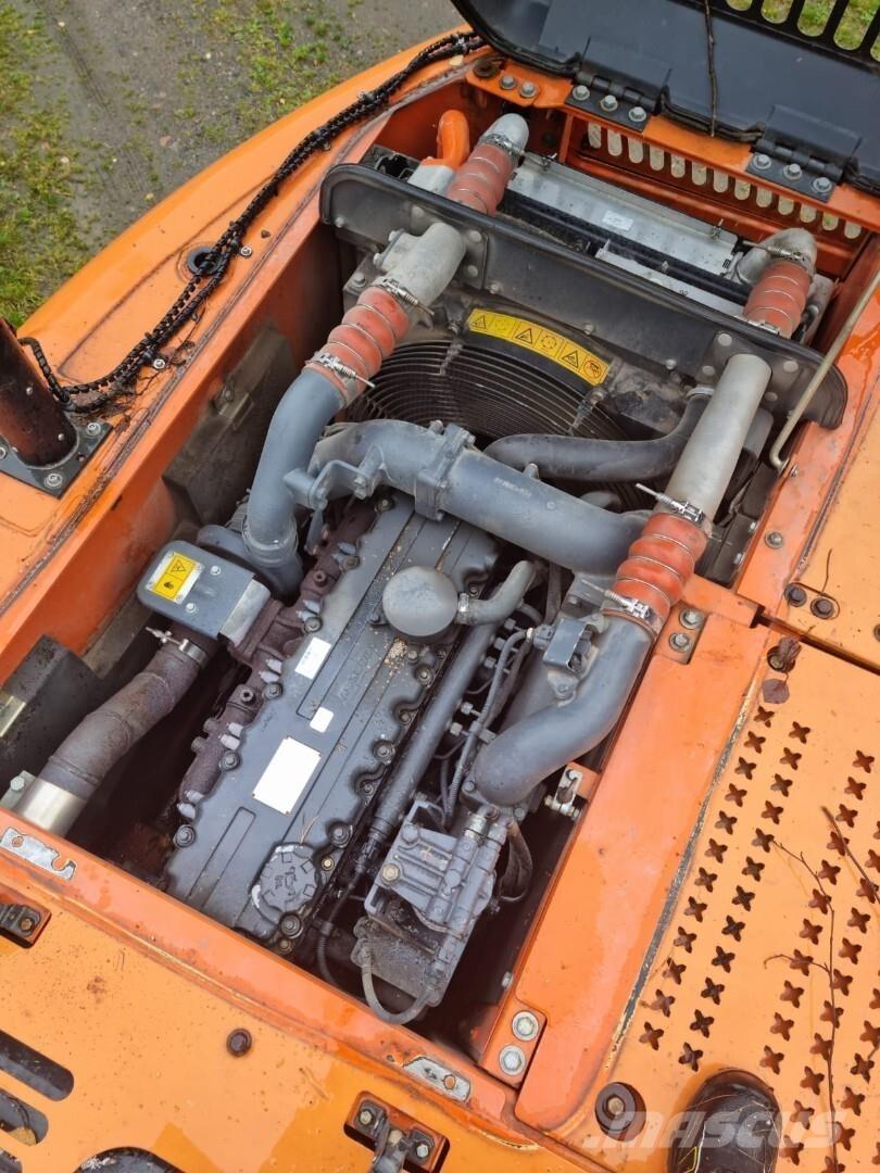 Doosan 160 LC حفارات زحافة