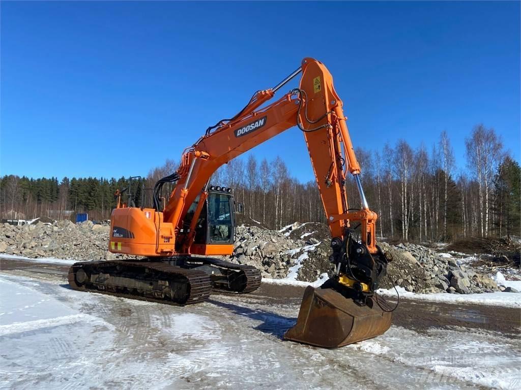 Doosan DX 235 LCR حفارات زحافة