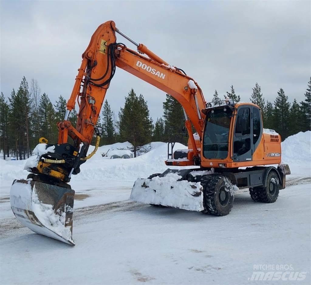 Doosan DX160W حفارات زحافة