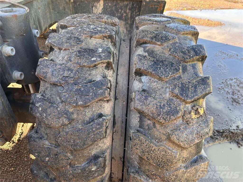 Doosan DX170W-5 حفارات بعجل