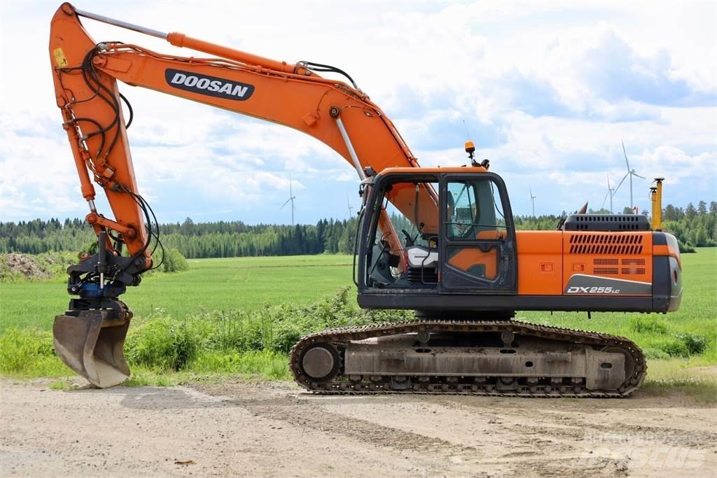 Doosan DX255 LC - 3 حفارات زحافة