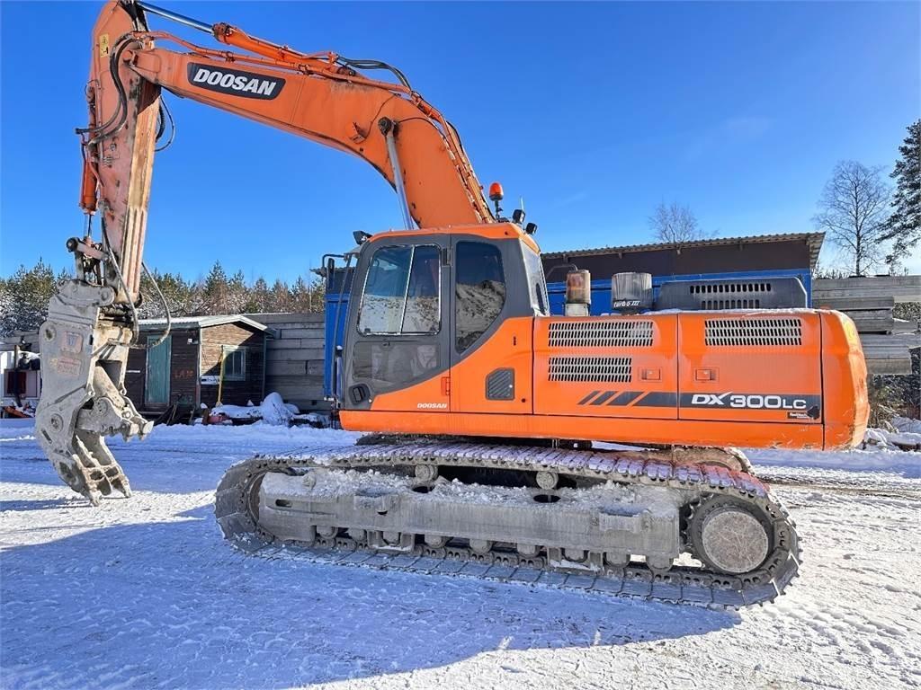 Doosan DX300 LC-3 حفارات زحافة