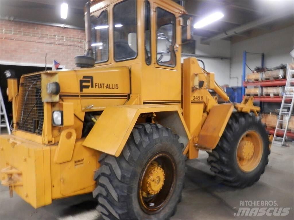 Fiat-Allis 345 B لوادر بعجل