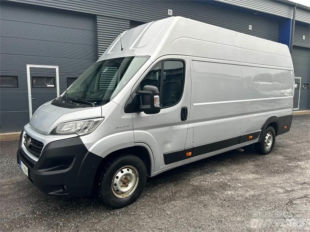 Fiat Ducato شاحنة مقفلة