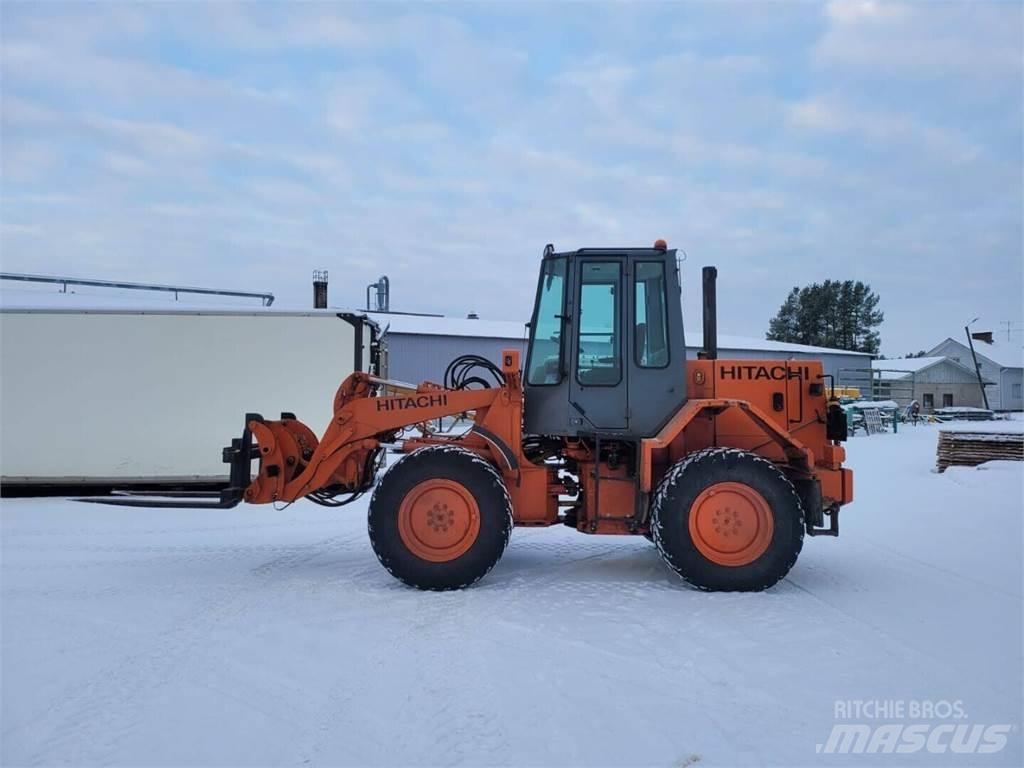 Fiat-Hitachi FR70 لوادر صغيرة