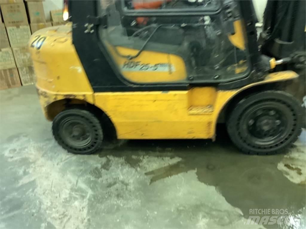 Hyundai HDE 25 E شاحنات الديزل