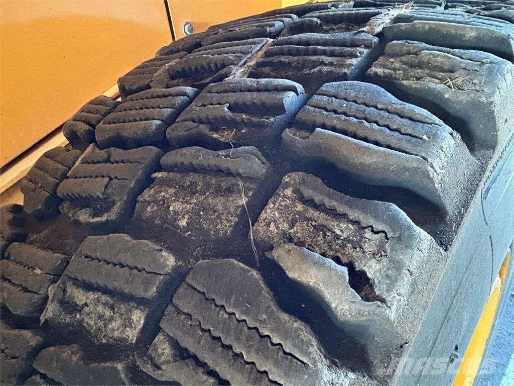 Hyundai HL 757-9 لوادر بعجل