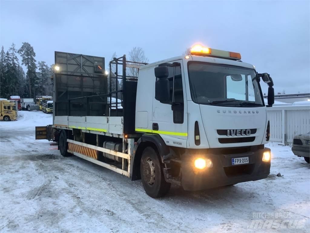 Iveco 180 e 25 شاحنات أخرى