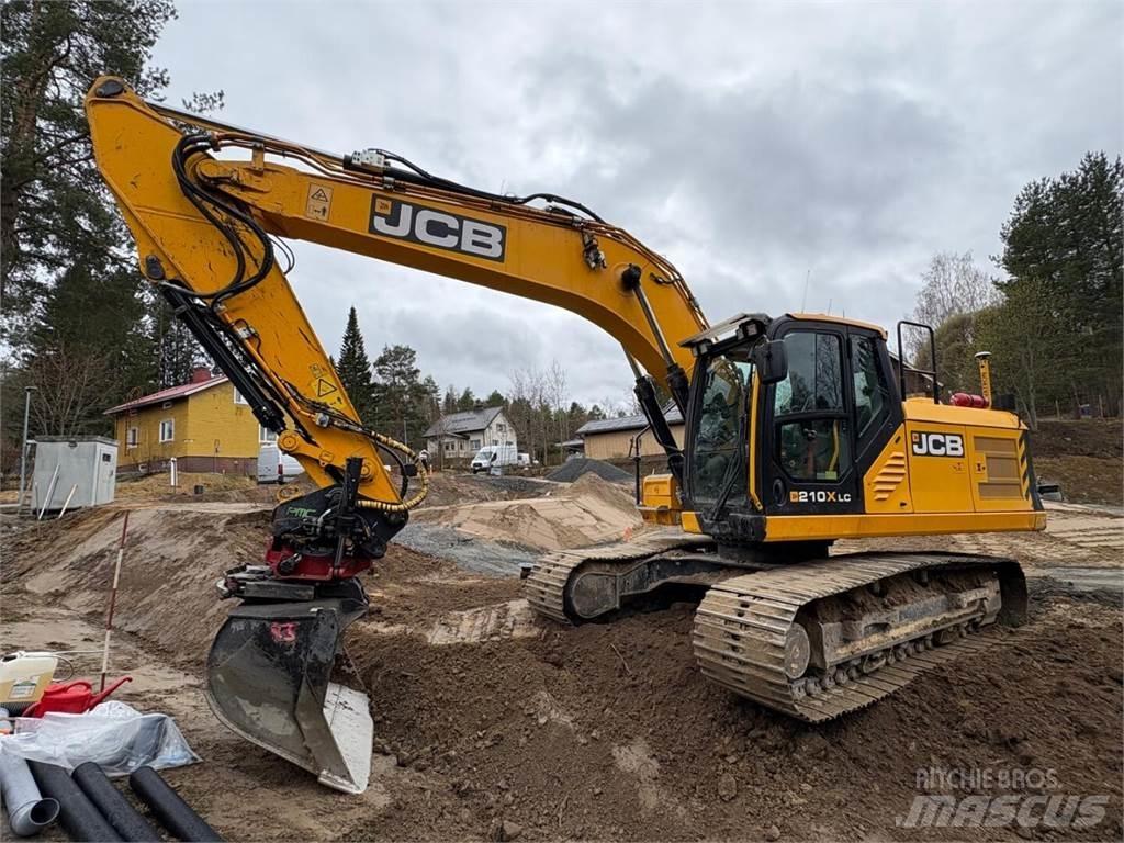 JCB 210 X L 4F حفارات زحافة