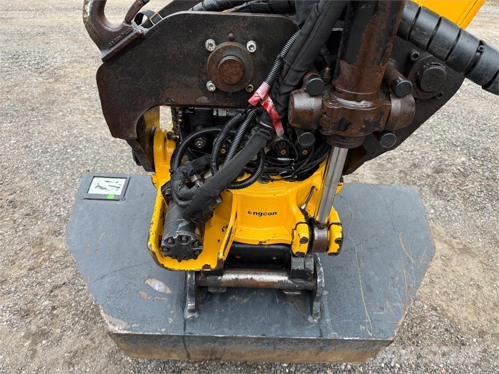 JCB 4 CX ECO لوادر ذات جرافات عكسية