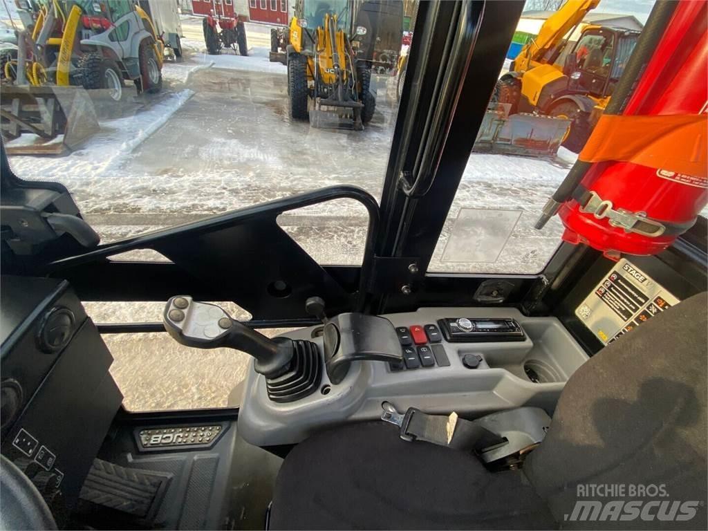 JCB 403 Plus لوادر بعجل