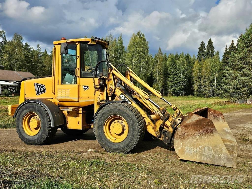 JCB 411 لوادر بعجل