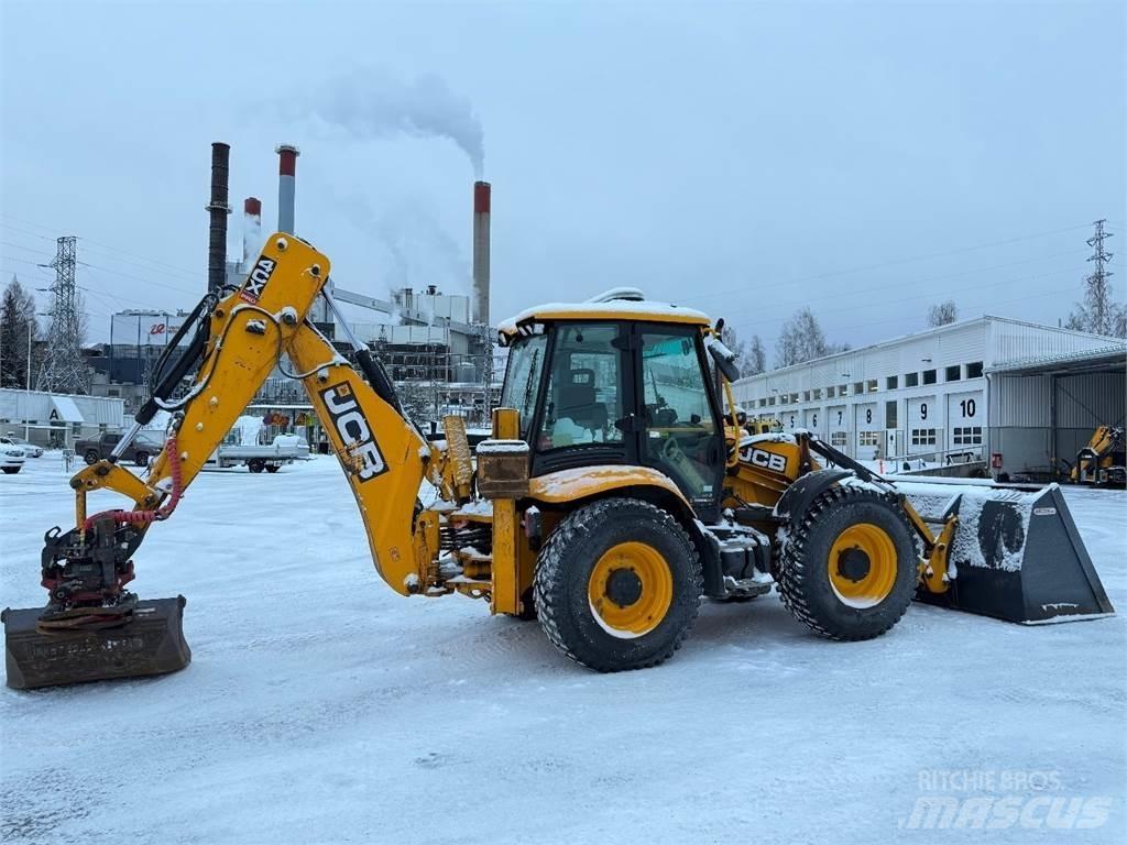 JCB 4CX لوادر ذات جرافات عكسية