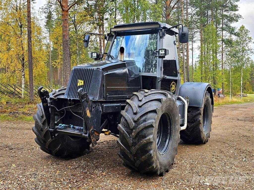JCB Fastrack 1115 الجرارات