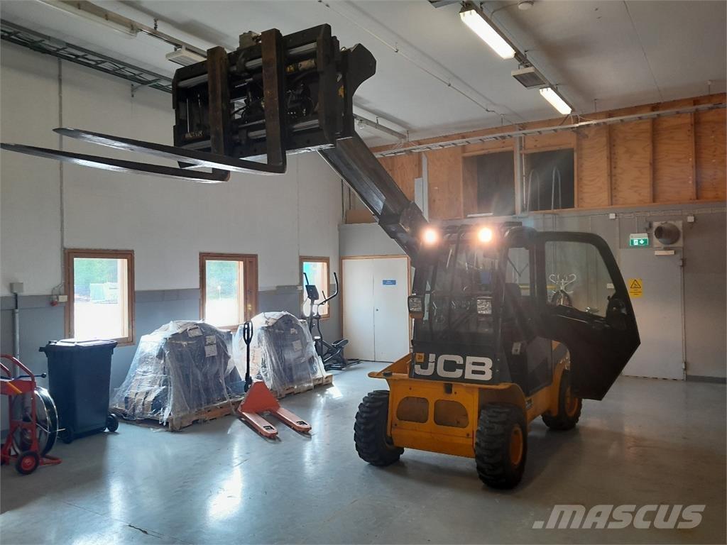 JCB Tlt35 4x4 شاحنات الديزل