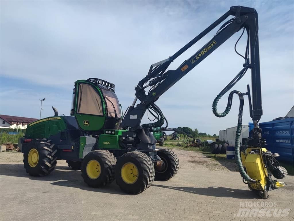 John Deere 1070 G حصادات