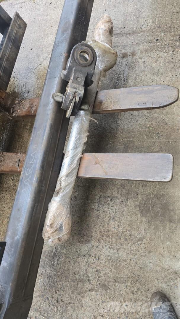 John Deere 1170G رافعات حصادات