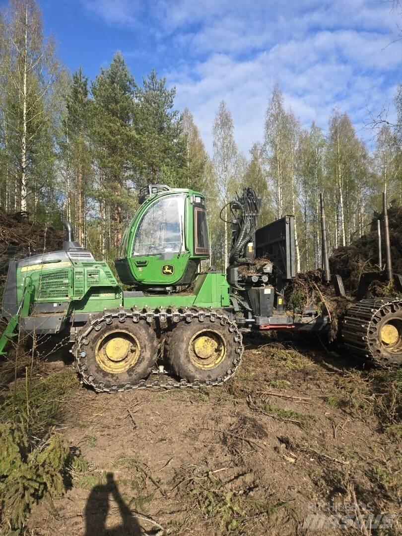 John Deere 1210 G شاحنات