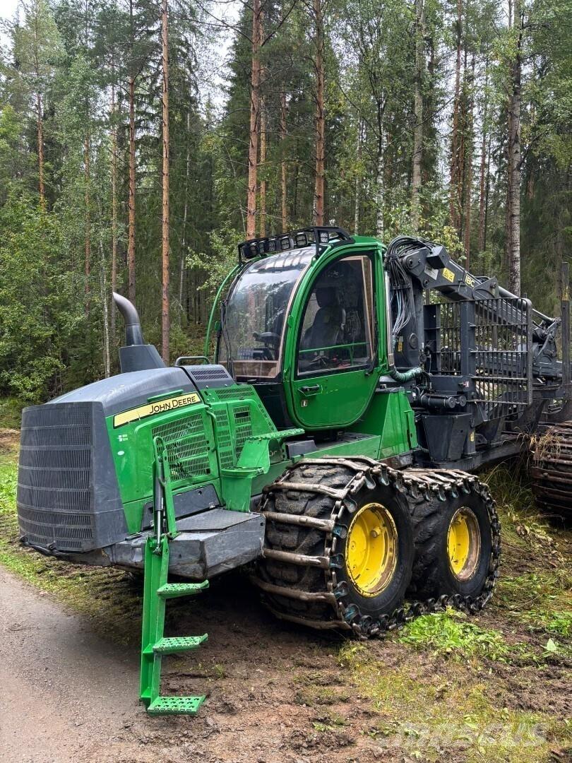 John Deere 1210G شاحنات