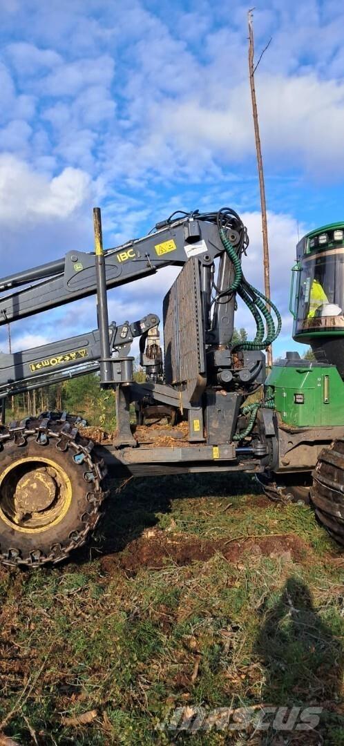 John Deere 1210G شاحنات