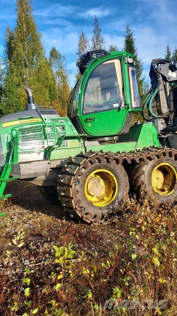 John Deere 1210G شاحنات