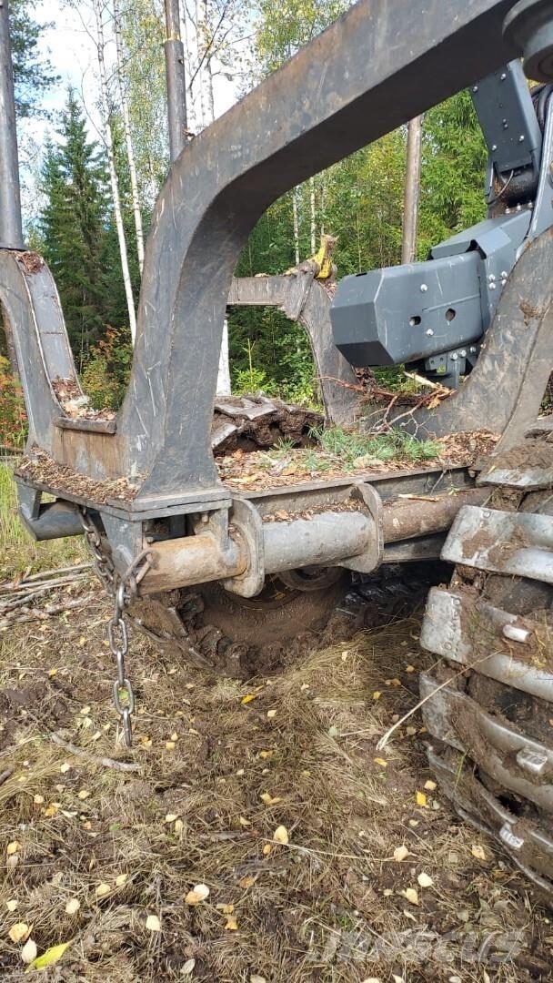 John Deere 1210G شاحنات