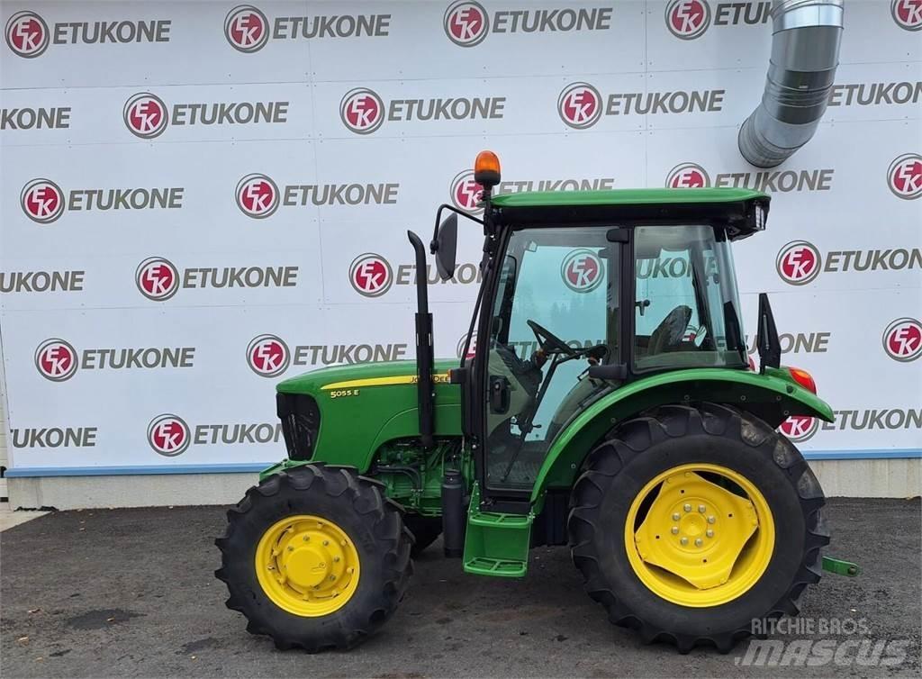 John Deere 5055e الجرارات