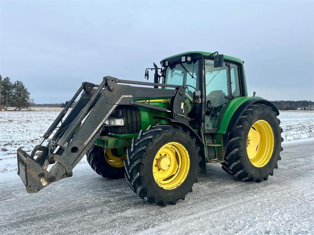 John Deere 6320 الجرارات
