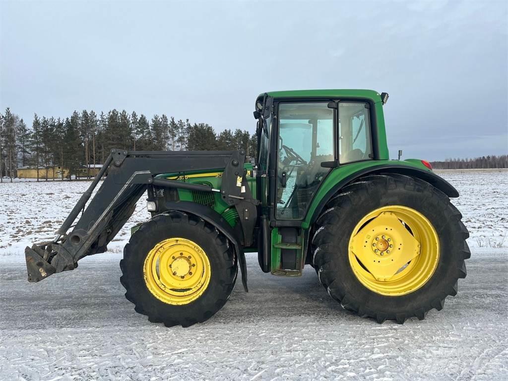John Deere 6320 الجرارات