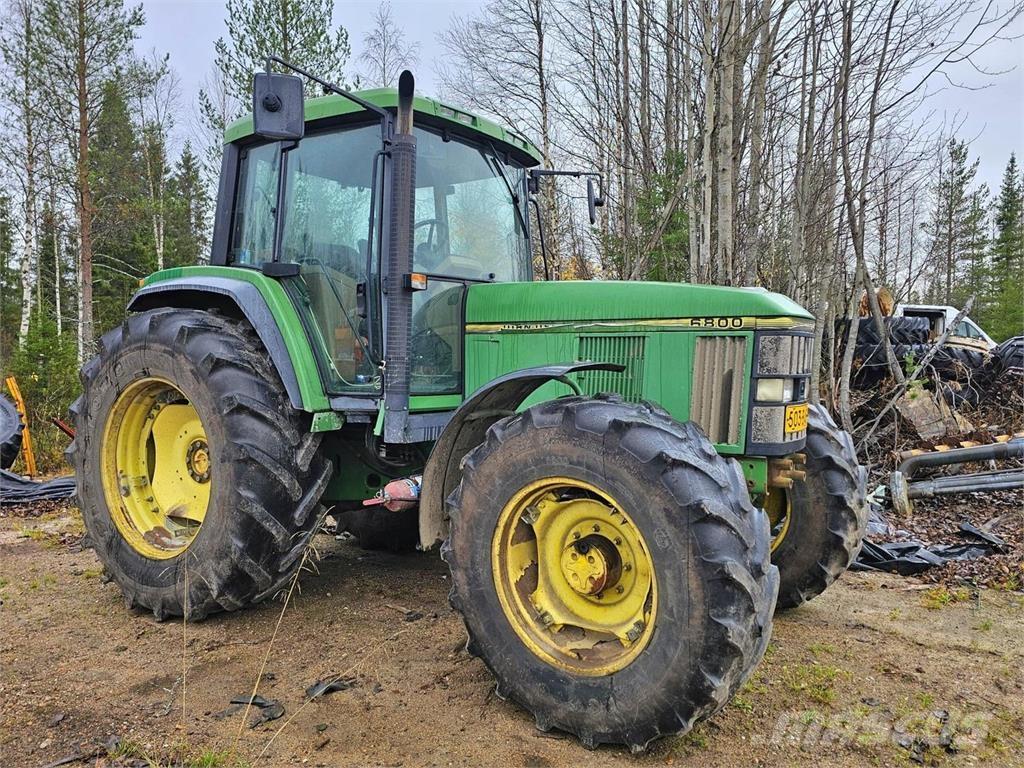 John Deere 6800 الجرارات