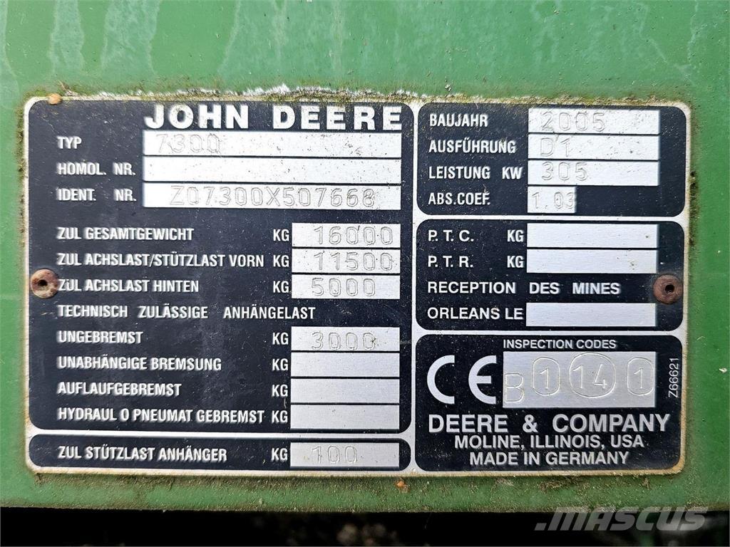 John Deere 7300 ماكينات زراعية - غير ذلك