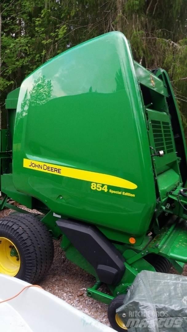 John Deere 854 ماكينات زراعية أخرى