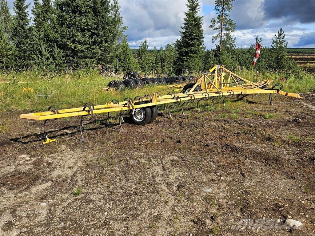  Kääntäjä أخرى