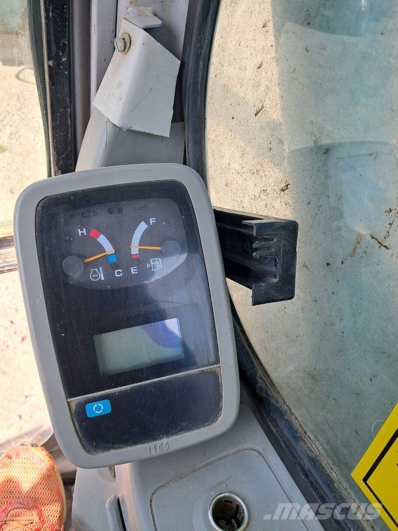 Kobelco 135 srlc حفارات زحافة