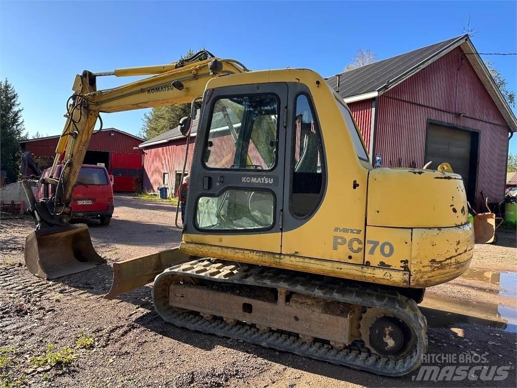 Komatsu PC70-7 حفارات وسط 7 طن - 12 طن
