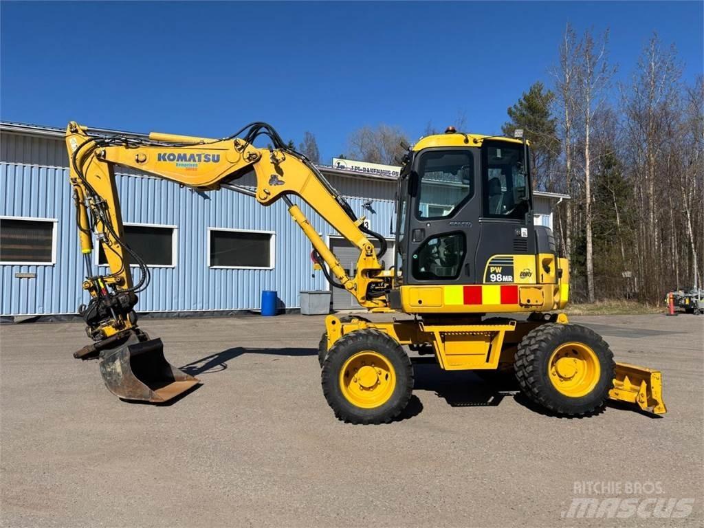 Komatsu PW 98MR-6 حفارات بعجل