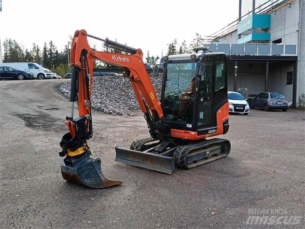 Kubota KX 030-4 حفارات صغيرة أقل من 7 طن (حفارات صغيرة)