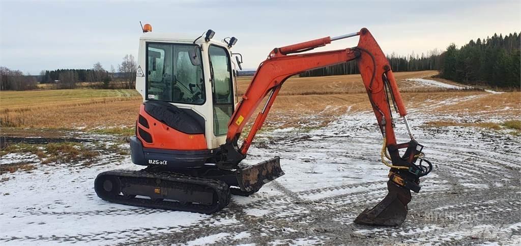Kubota U25-3 حفارات صغيرة أقل من 7 طن (حفارات صغيرة)