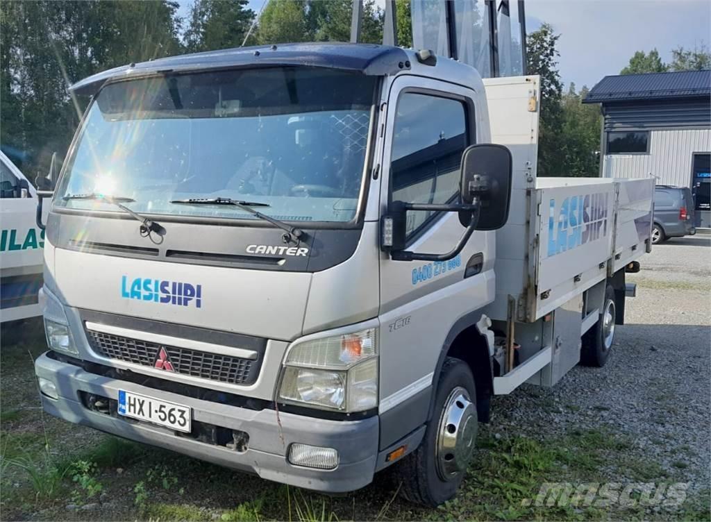 Mitsubishi Canter شاحنات خفيفة/مفصلية الجوانب