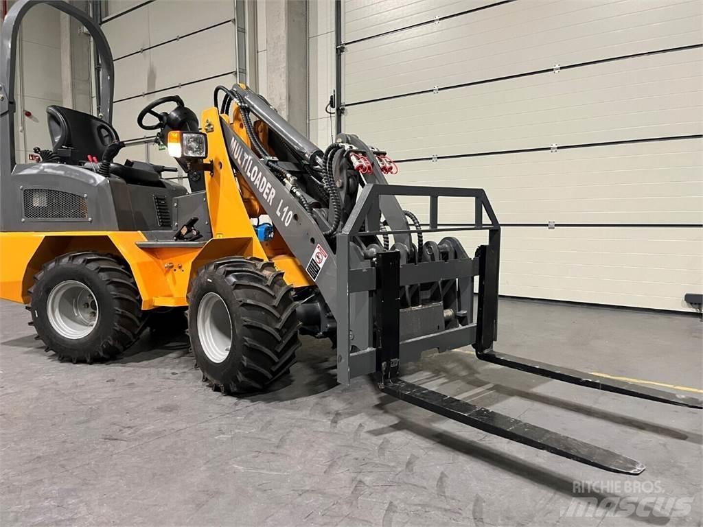 Multiloader L 10 لوادر صغيرة