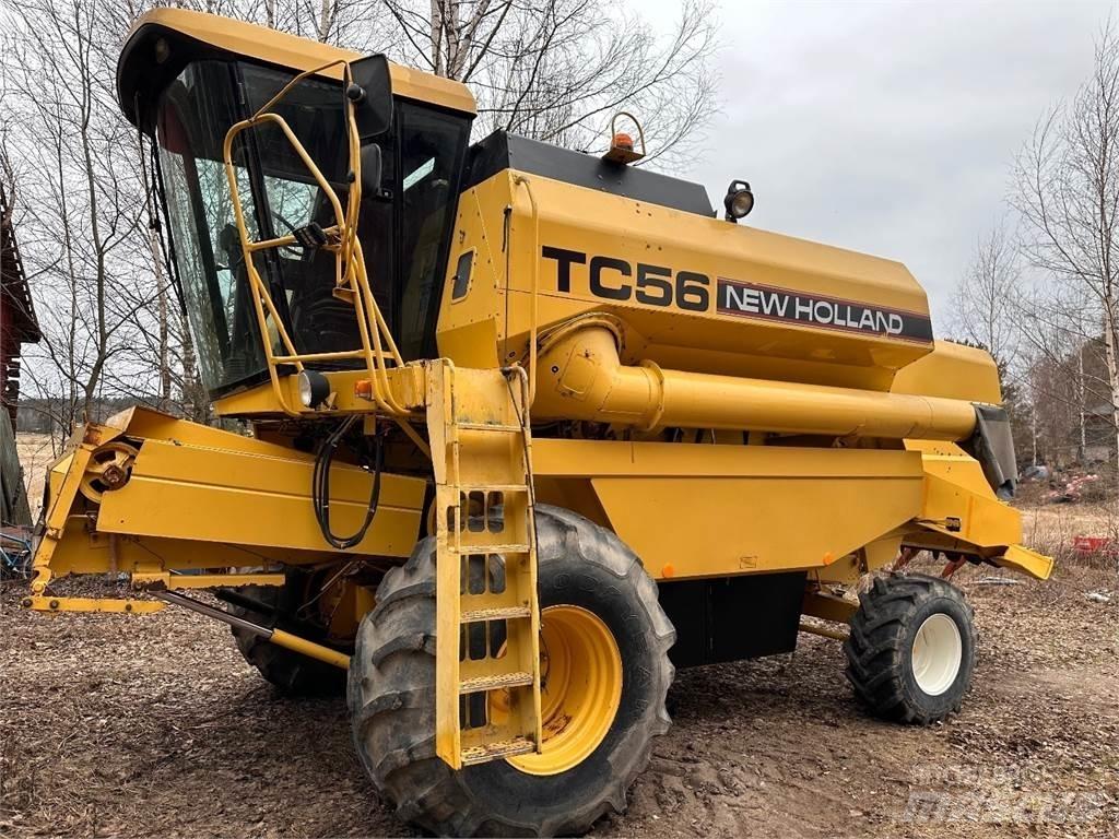 New Holland TC56 حصادات