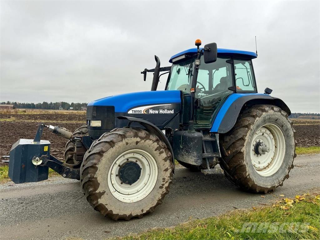 New Holland TM190 الجرارات