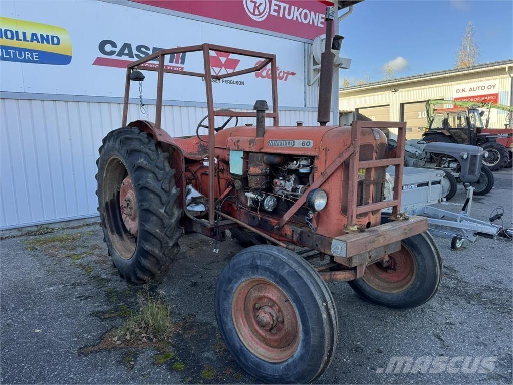 Nuffield 460 الجرارات