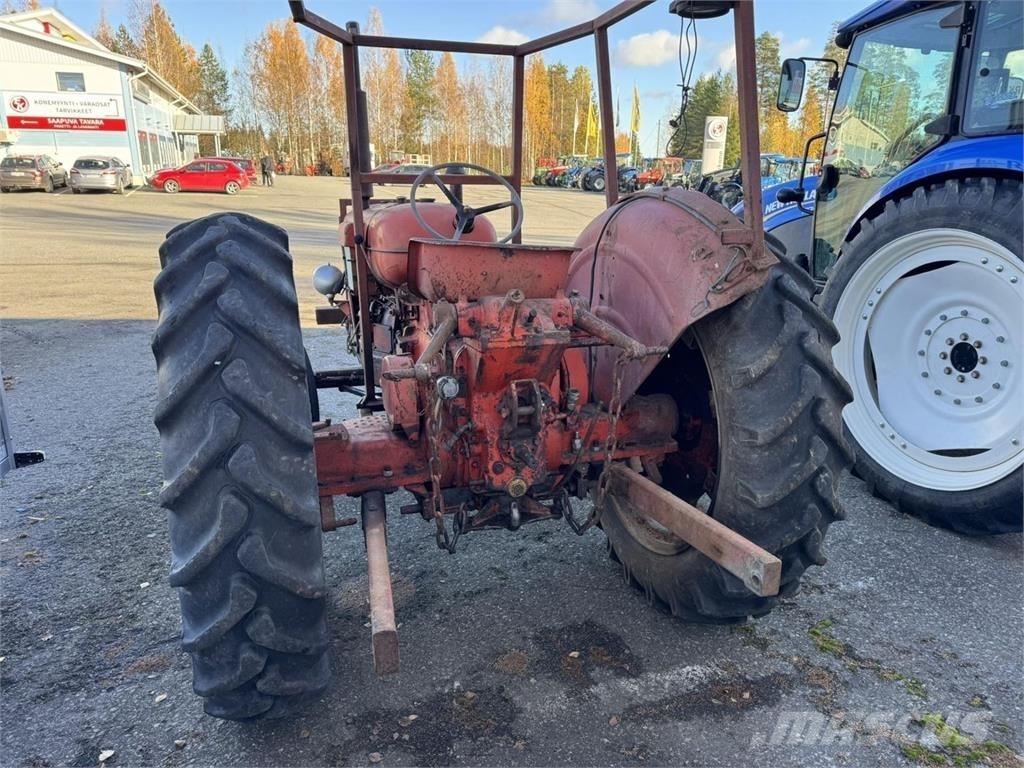 Nuffield 460 الجرارات