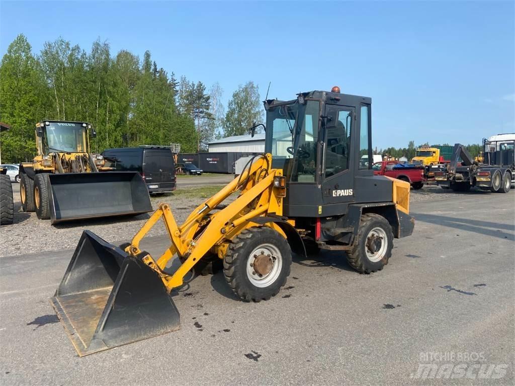 Paus RL 552 لوادر صغيرة